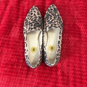 Leopard print flat shoes